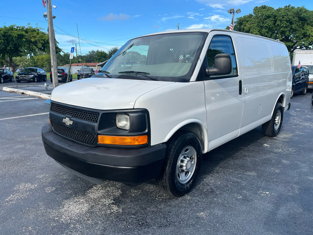 2011 Chevrolet Express Cargo 2500 RWD