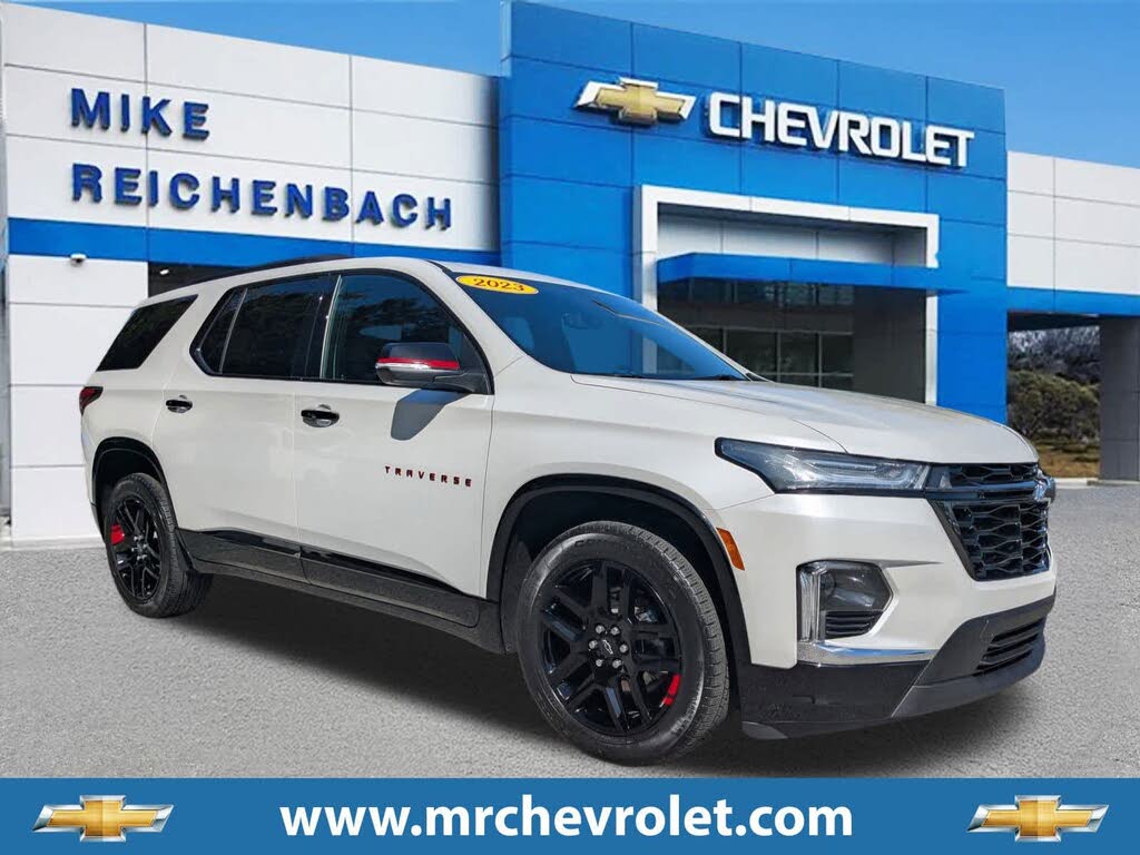 2023 Chevrolet Traverse Premier FWD