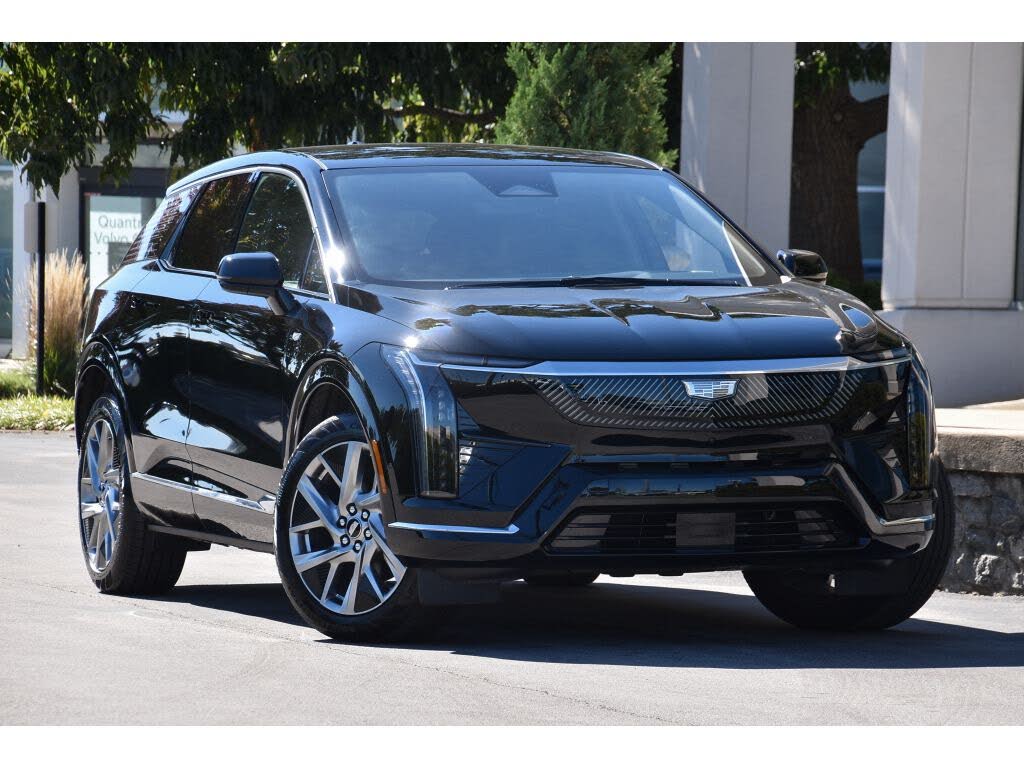 2025 Cadillac OPTIQ Luxury 2 AWD