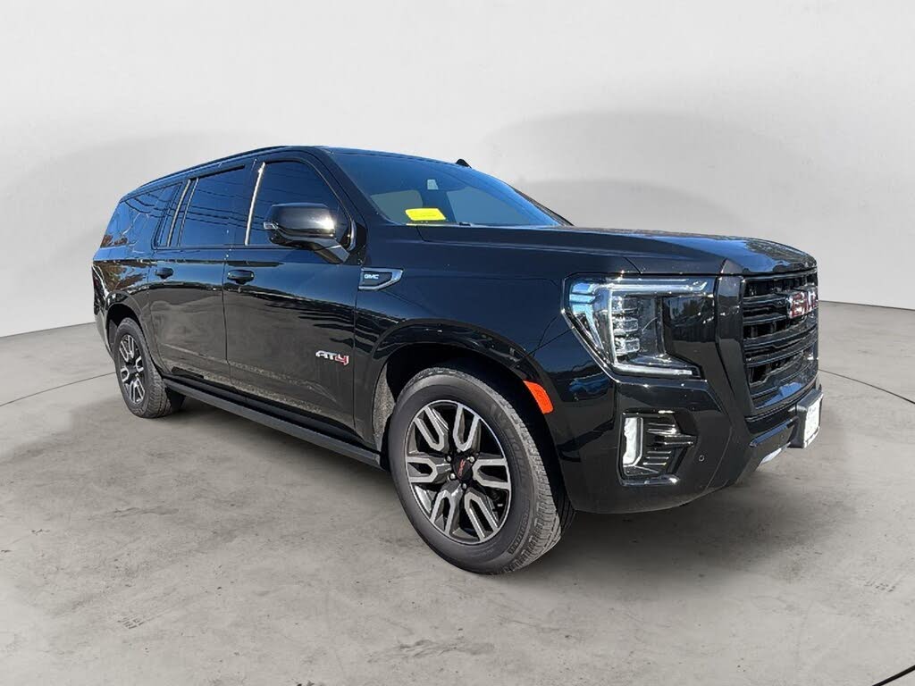 2023 GMC Yukon XL AT4 4WD