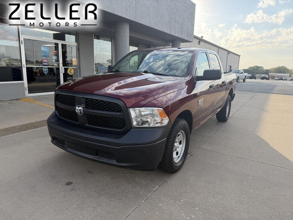 2023 RAM 1500 Classic Tradesman Crew Cab 4WD