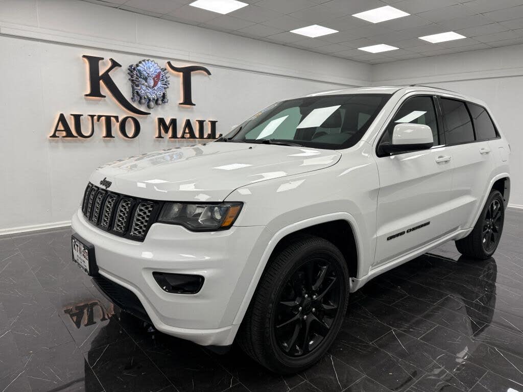 2017 Jeep Grand Cherokee Altitude 4WD