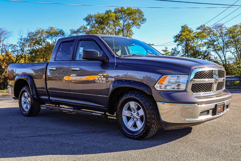 2016 RAM 1500 SLT Quad Cab 4WD