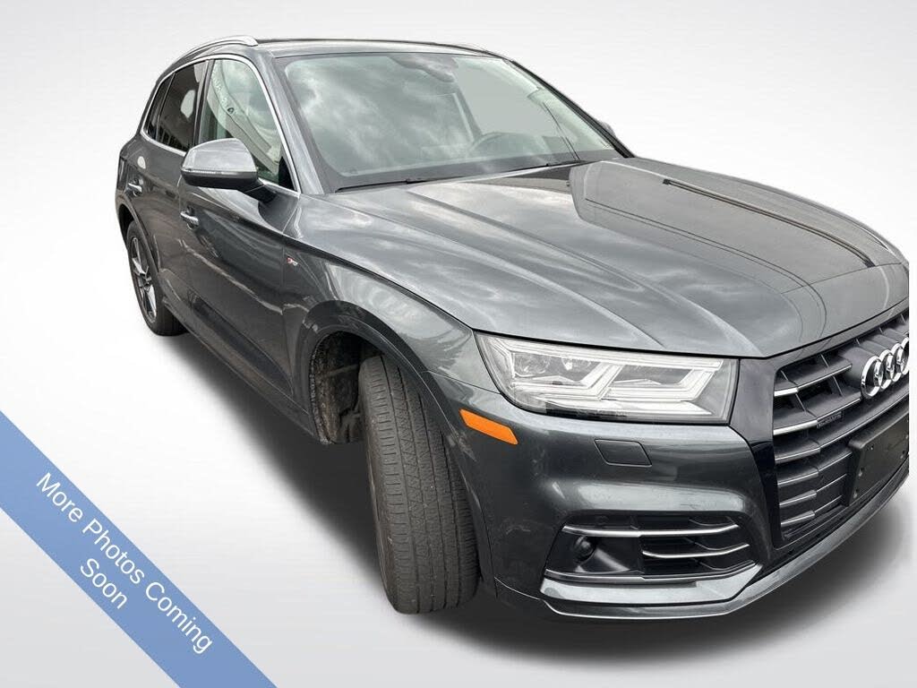 2020 Audi Q5 Hybrid Plug-in e quattro Premium Plus 55 TFSI AWD