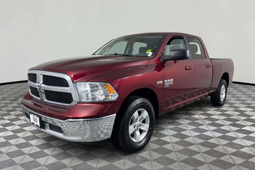 2020 RAM 1500 Classic SLT Crew Cab 4WD