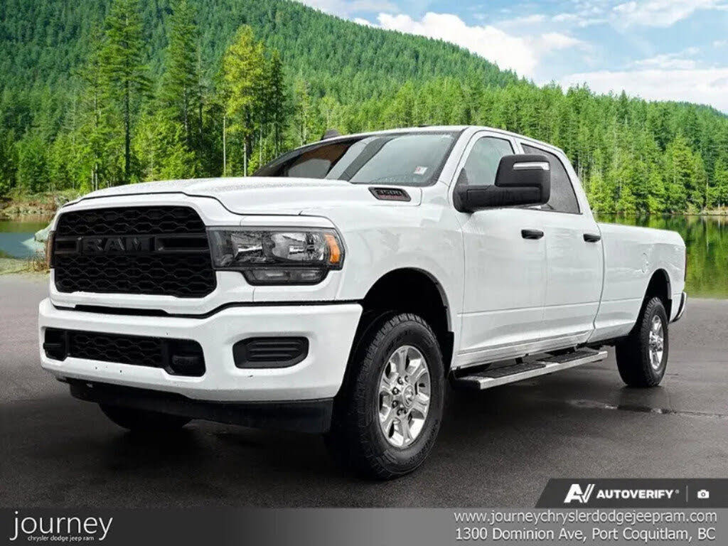 2023 RAM 3500 Tradesman Crew Cab LB 4WD