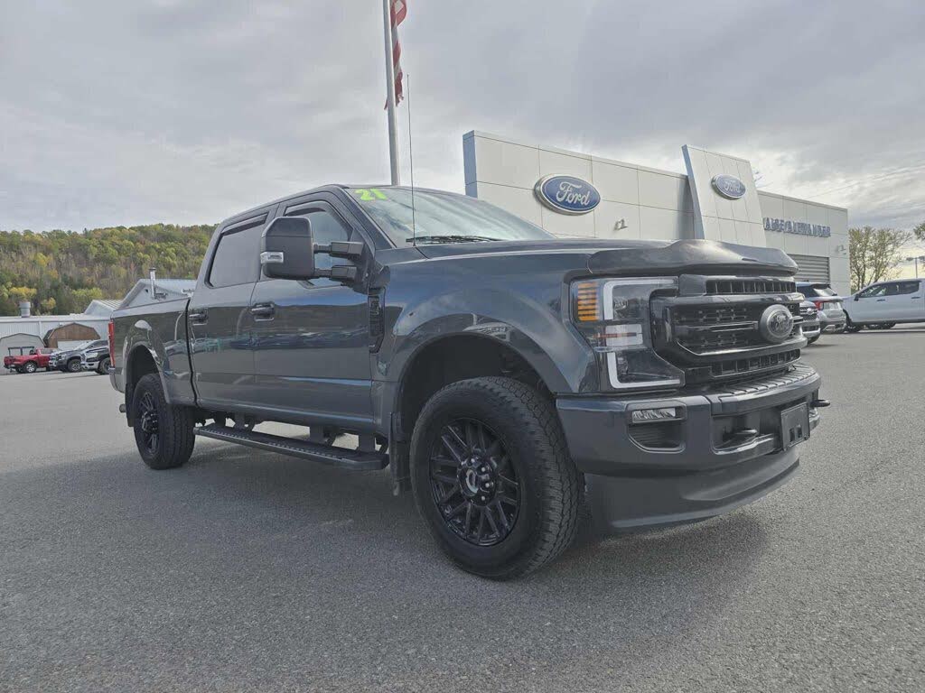2021 Ford F-250 Super Duty Lariat Crew Cab 4WD