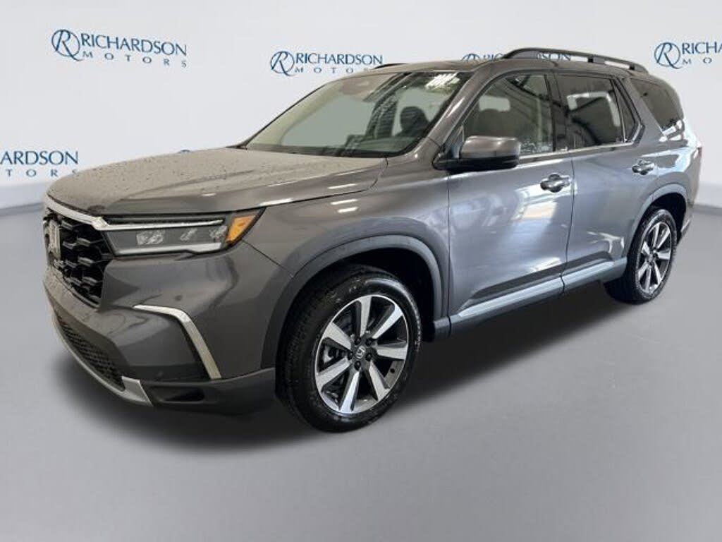 2025 Honda Pilot Touring AWD