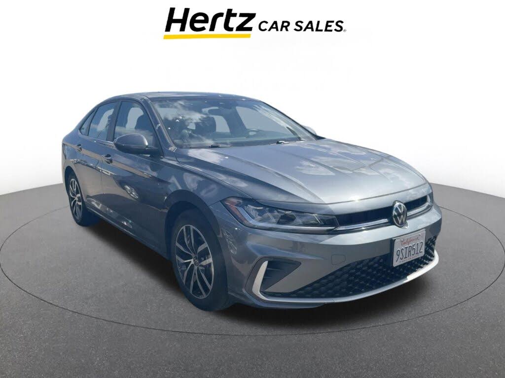 2025 Volkswagen Jetta SE FWD