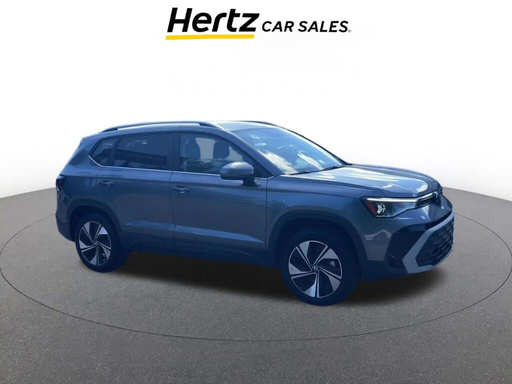 2025 Volkswagen Taos SE 4Motion