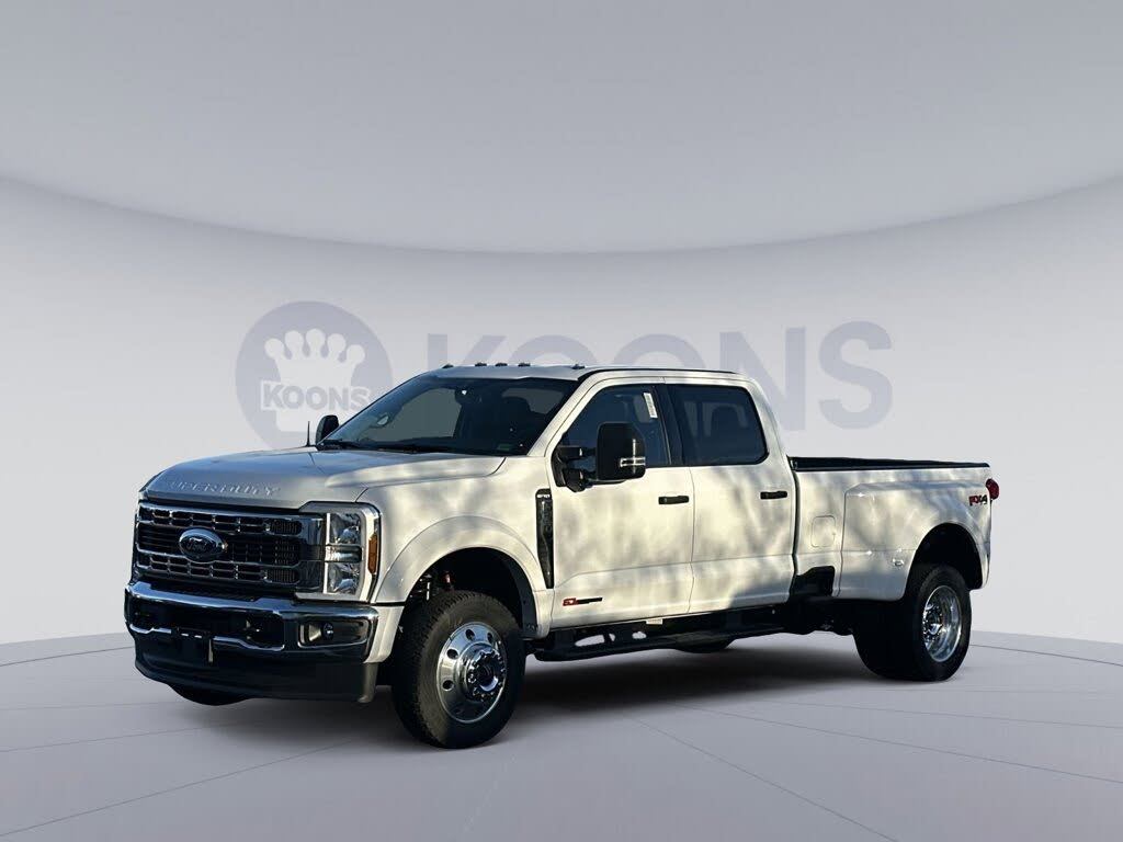 2026 Ford F-450 Super Duty XLT Crew Cab LB DRW 4WD