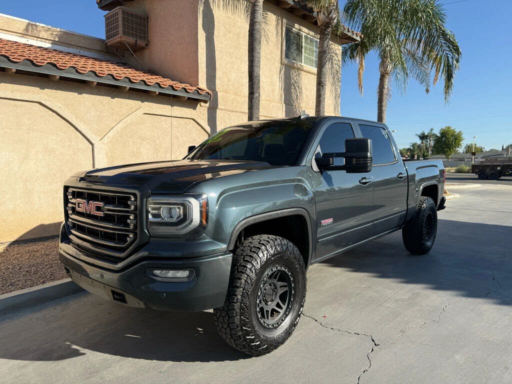 2017 GMC Sierra 1500 SLT Crew Cab 4WD