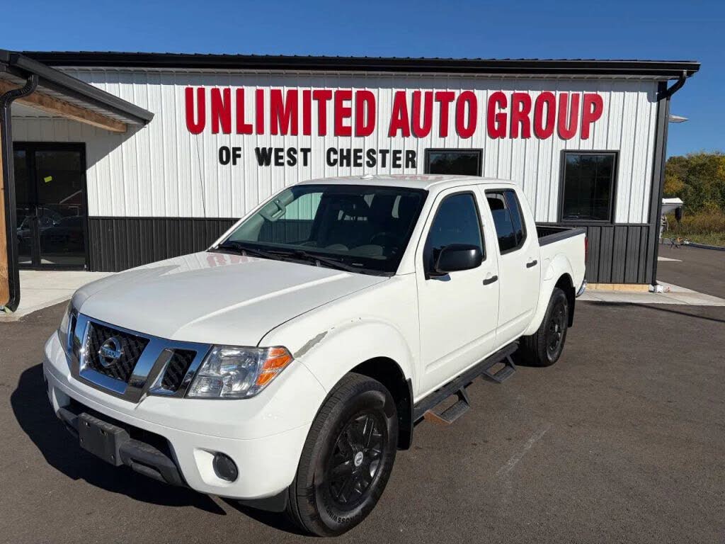 2017 Nissan Frontier SV V6 Crew Cab 4WD