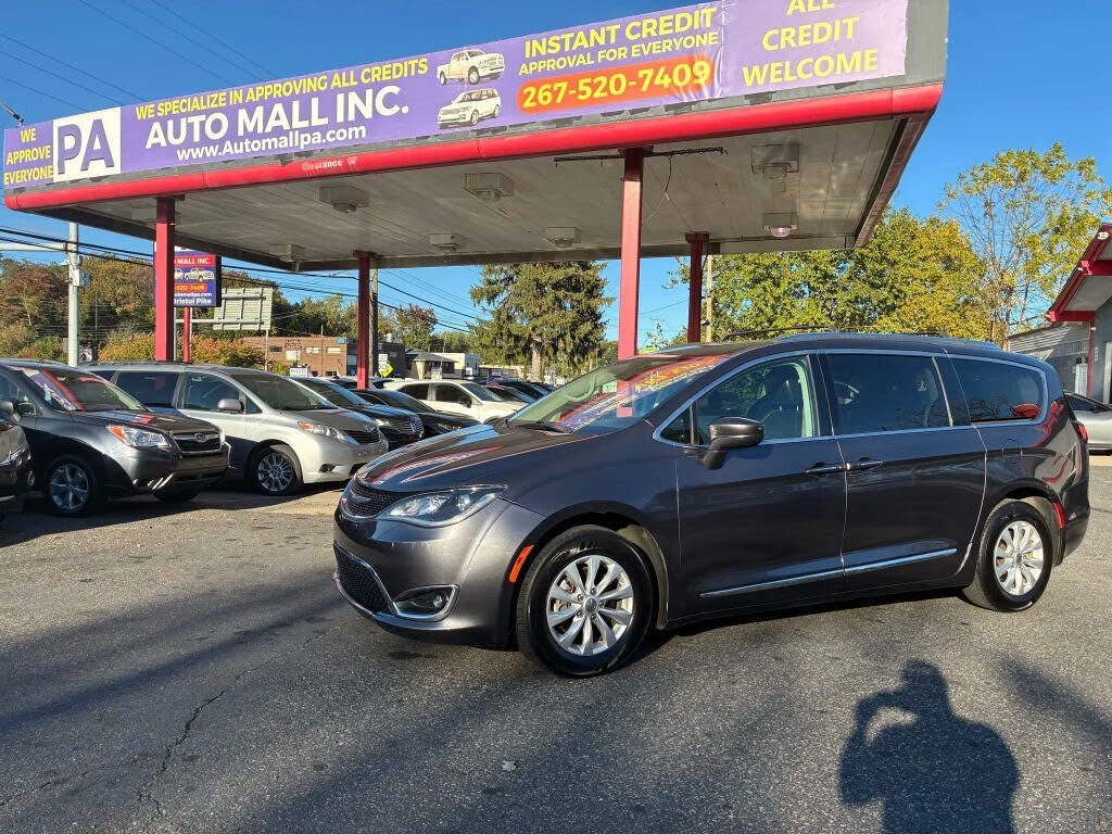 2018 Chrysler Pacifica Touring L FWD