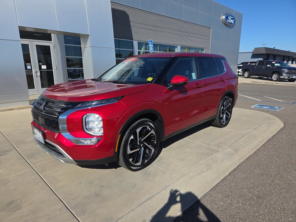 2023 Mitsubishi Outlander SE Special Edition S-AWC