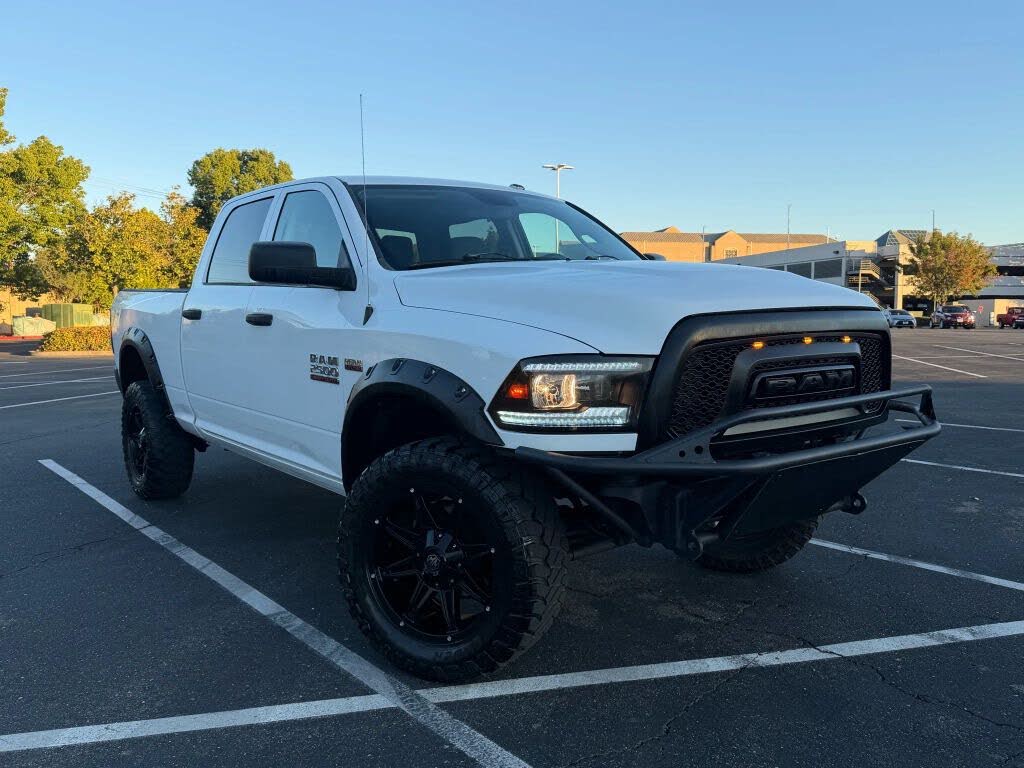 2015 RAM 2500 SLT Crew Cab 4WD