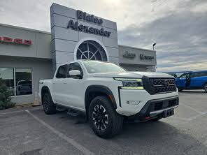 Nissan Frontier PRO-4X Crew Cab 4WD