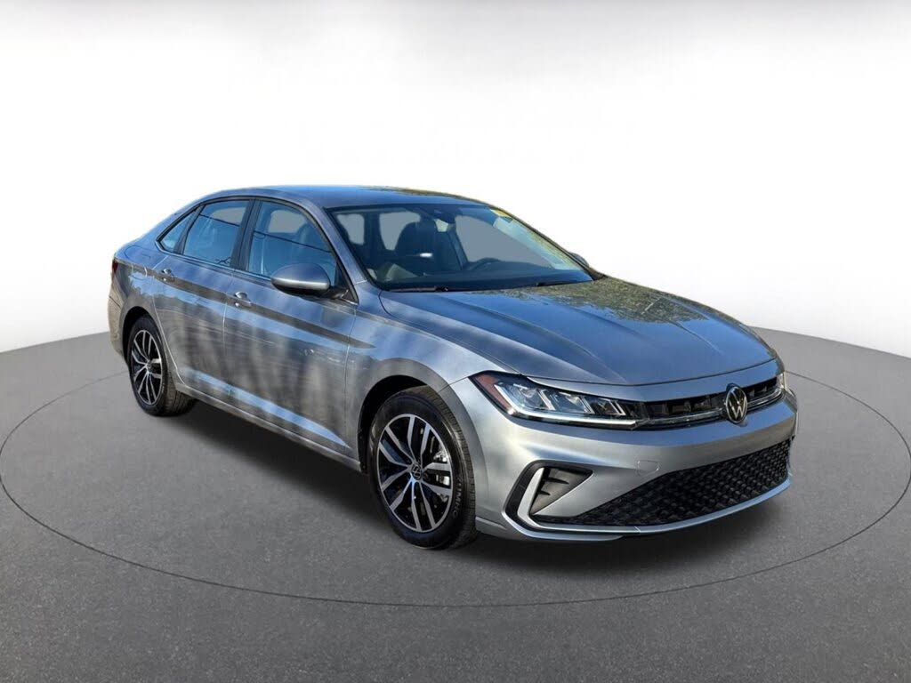 2025 Volkswagen Jetta SE FWD