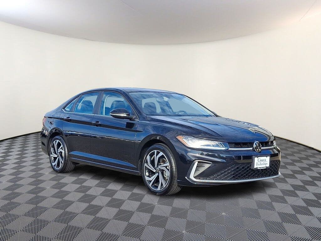 2025 Volkswagen Jetta SEL FWD