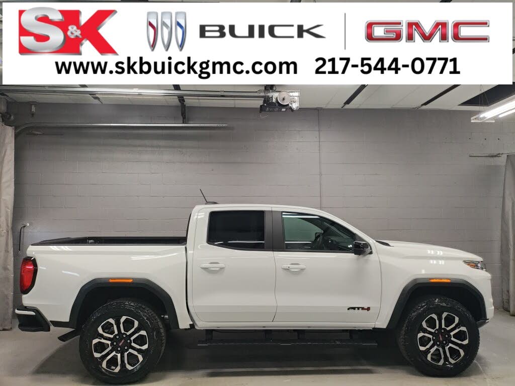2026 GMC Canyon AT4 Crew Cab 4WD
