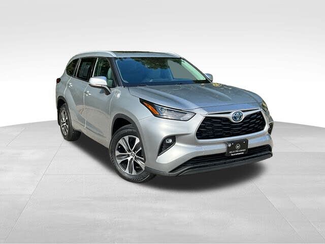 2022 Toyota Highlander Hybrid XLE AWD