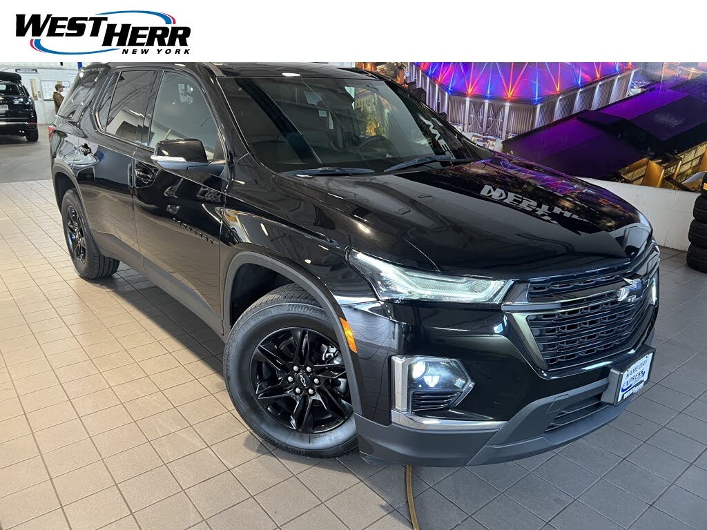 2023 Chevrolet Traverse LT Cloth AWD