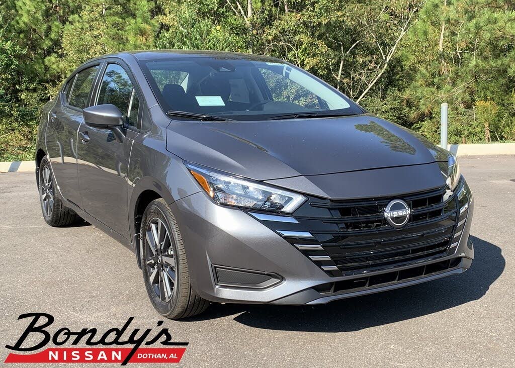 2025 Nissan Versa SV FWD