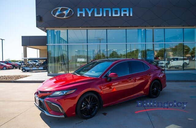 2024 Toyota Camry XSE FWD