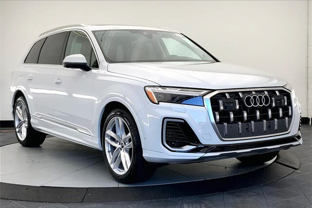 2025 Audi Q7 quattro Premium Plus 55 TFSI