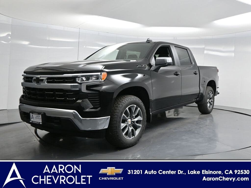 2026 Chevrolet Silverado 1500 LT Crew Cab 4WD
