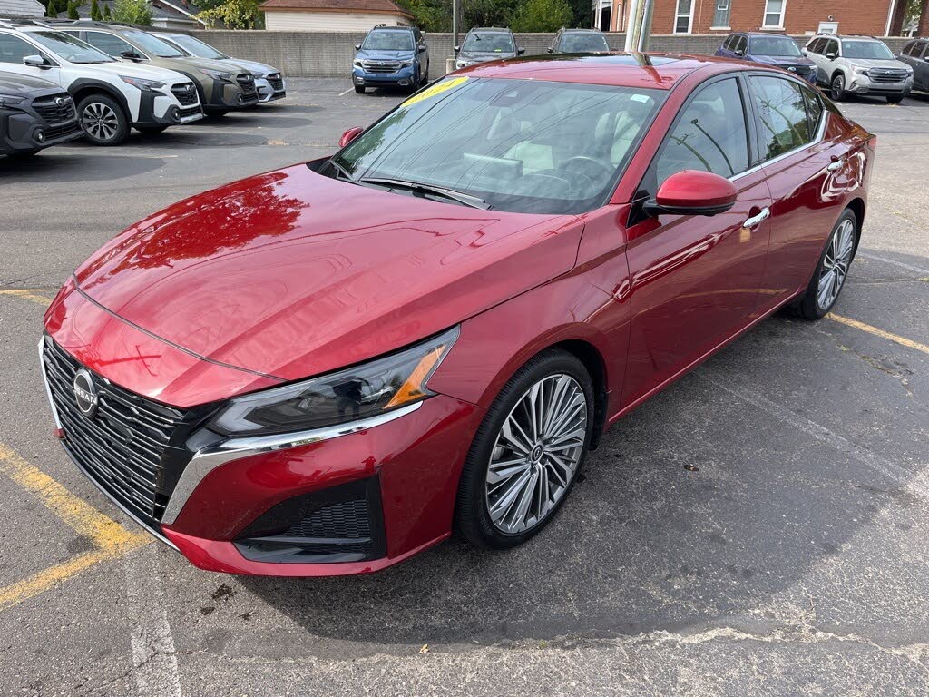 2024 Nissan Altima 2.5 SL FWD