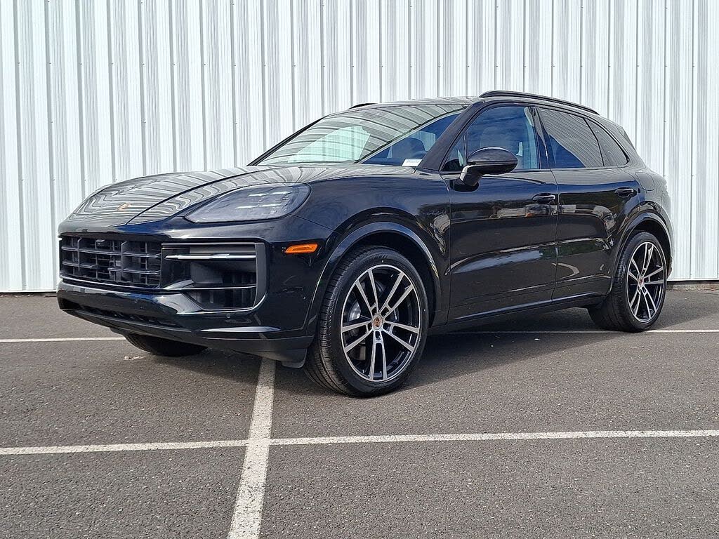 2026 Porsche Cayenne AWD