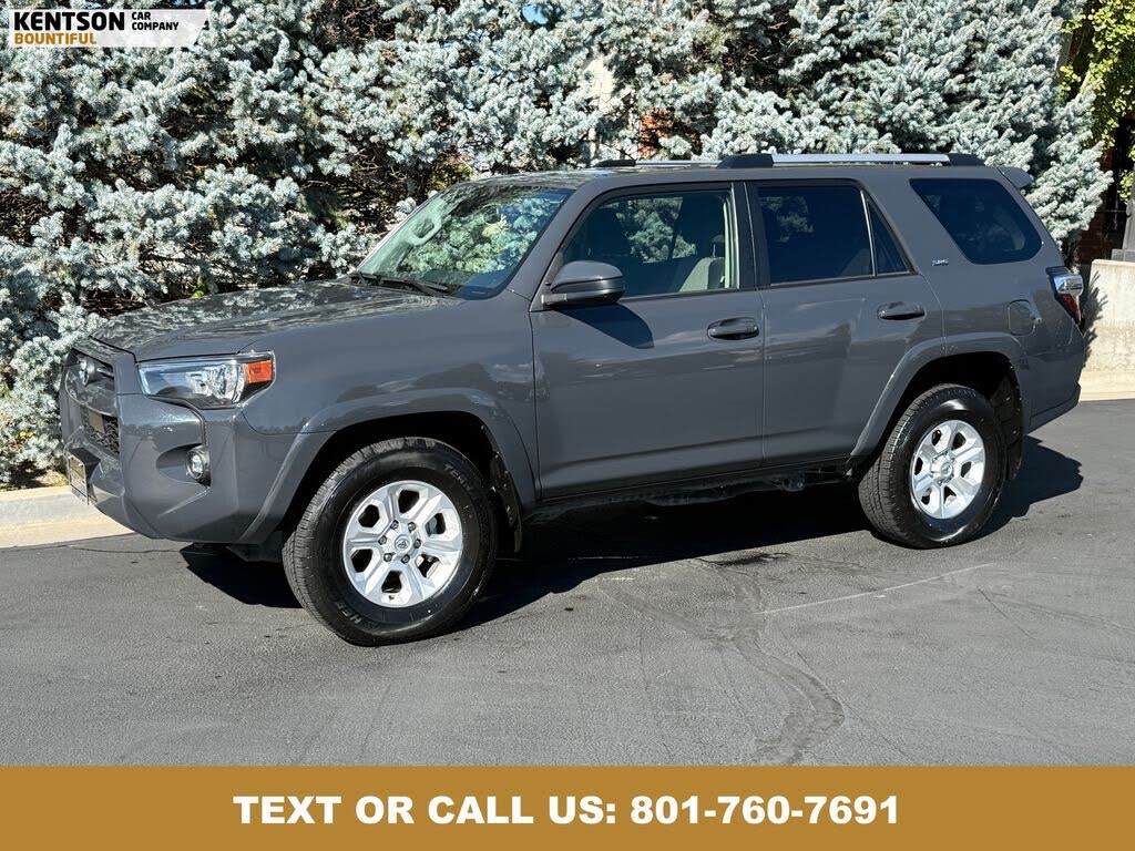 2024 Toyota 4Runner SR5 4WD