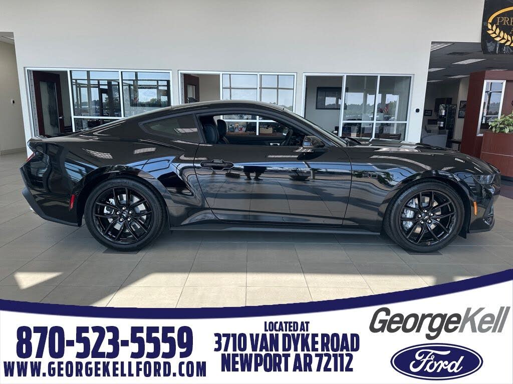 2025 Ford Mustang GT Premium Fastback RWD