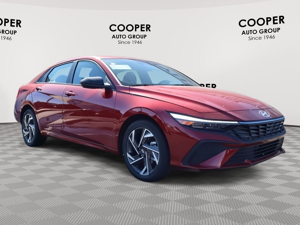 2025 Hyundai Elantra SEL Sport FWD