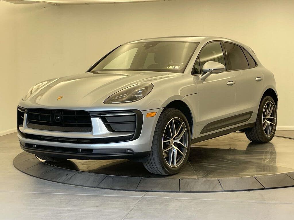2025 Porsche Macan