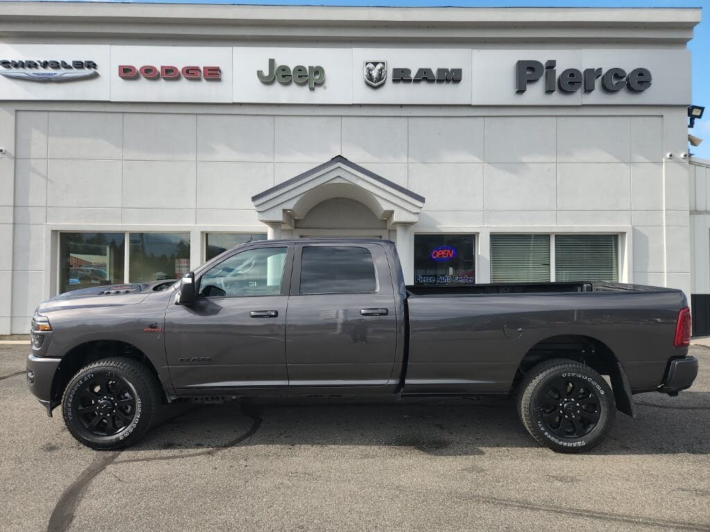 2026 RAM 2500 Laramie Crew Cab LB 4WD