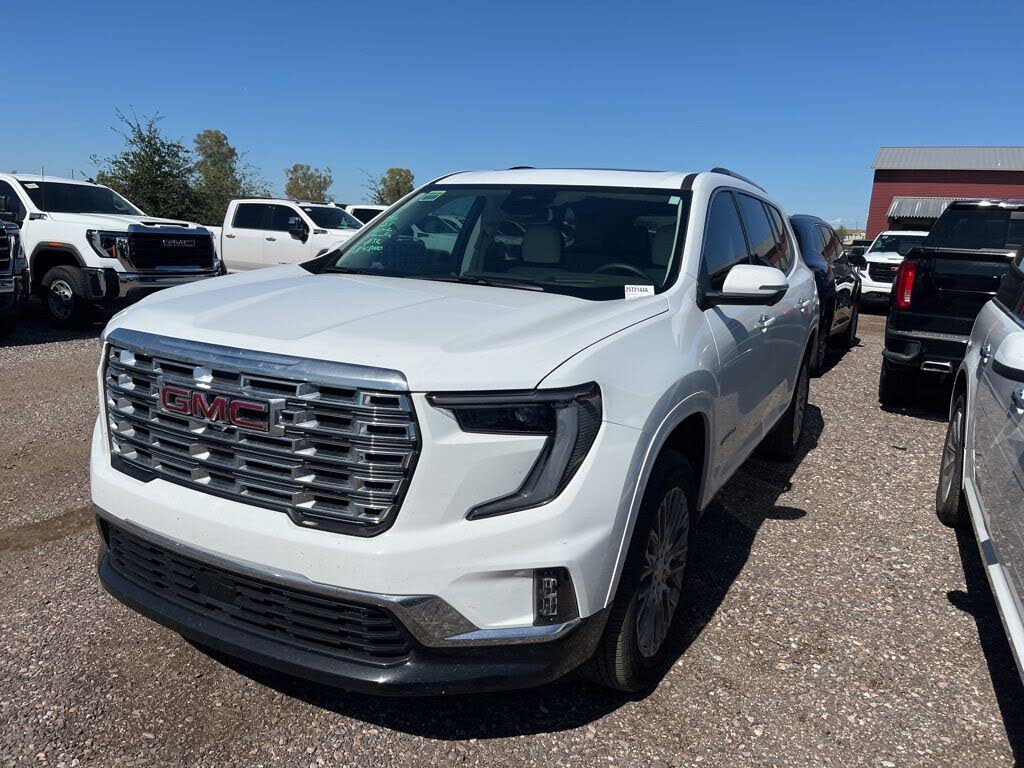 2025 GMC Acadia Denali FWD