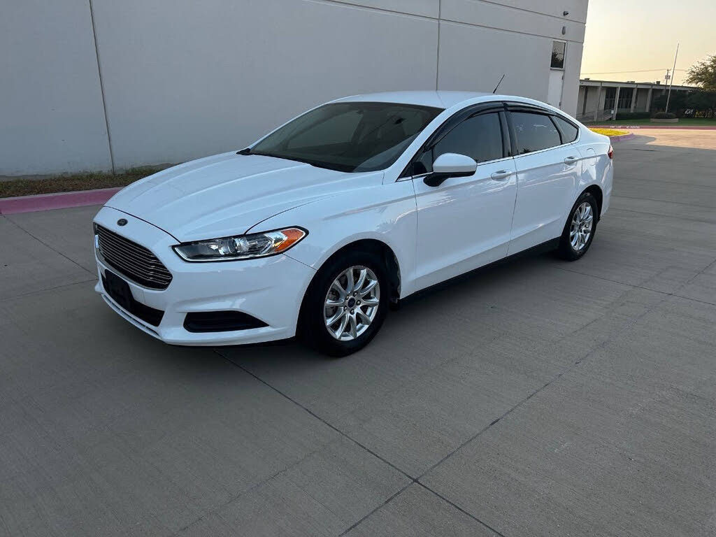 2016 Ford Fusion S