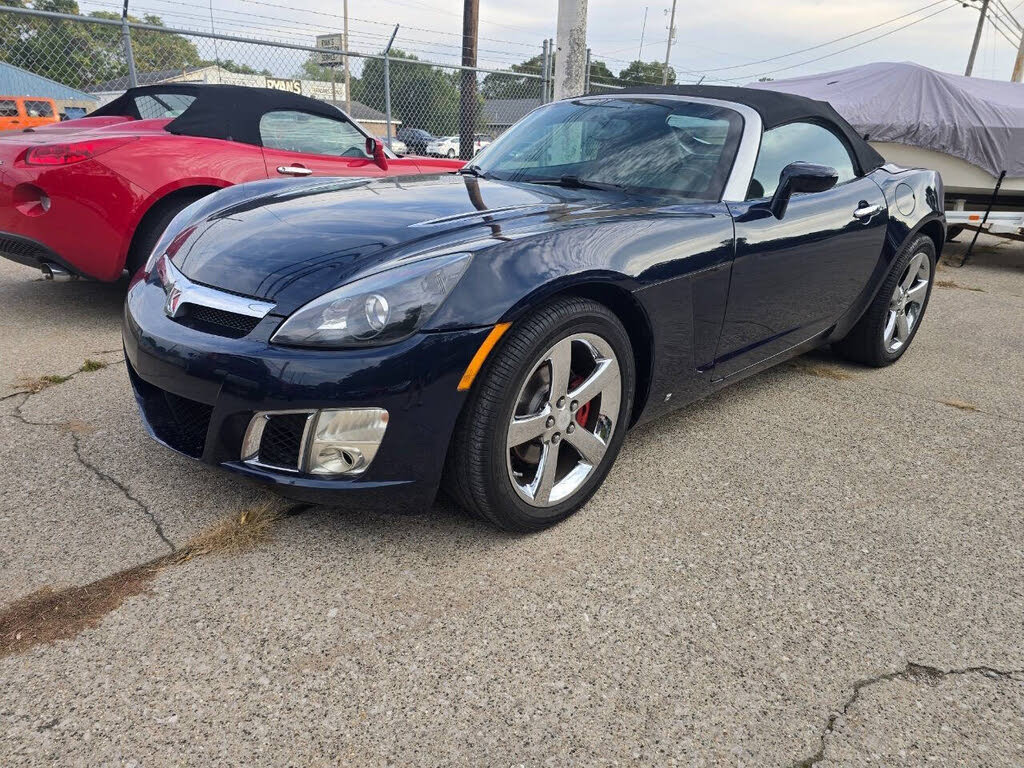 2008 Saturn Sky Red Line
