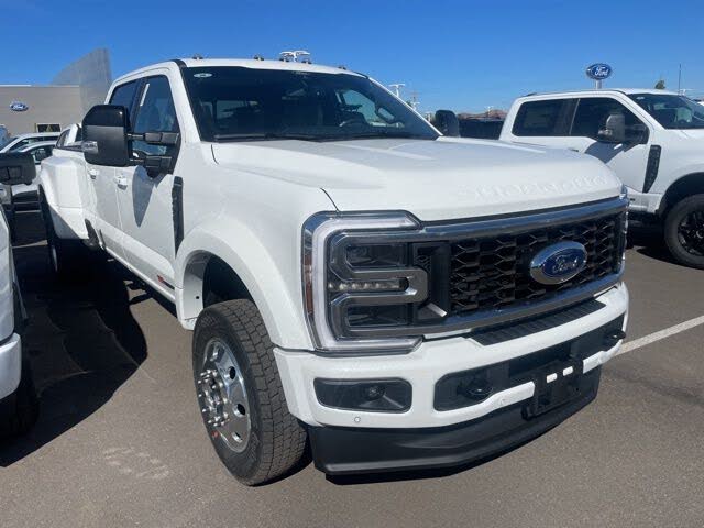 2026 Ford F-450 Super Duty Platinum Crew Cab LB DRW 4WD