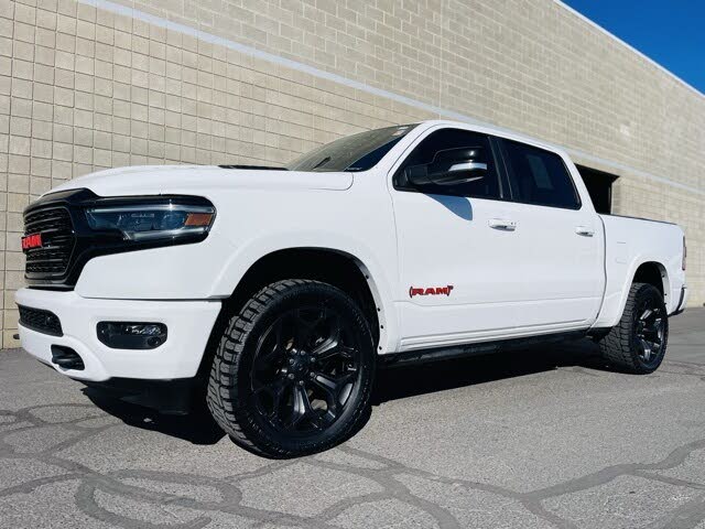 2022 RAM 1500 Limited Crew Cab 4WD
