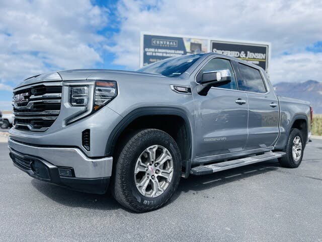 2023 GMC Sierra 1500 SLT Crew Cab 4WD
