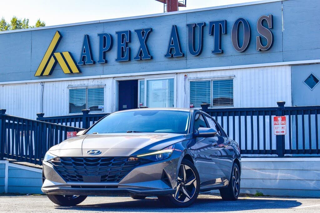 2023 Hyundai Elantra SEL FWD