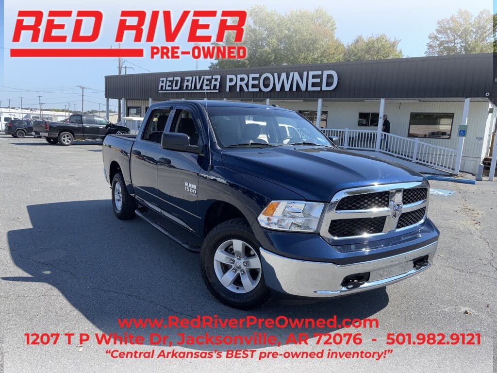 2023 RAM 1500 Classic Tradesman Crew Cab 4WD
