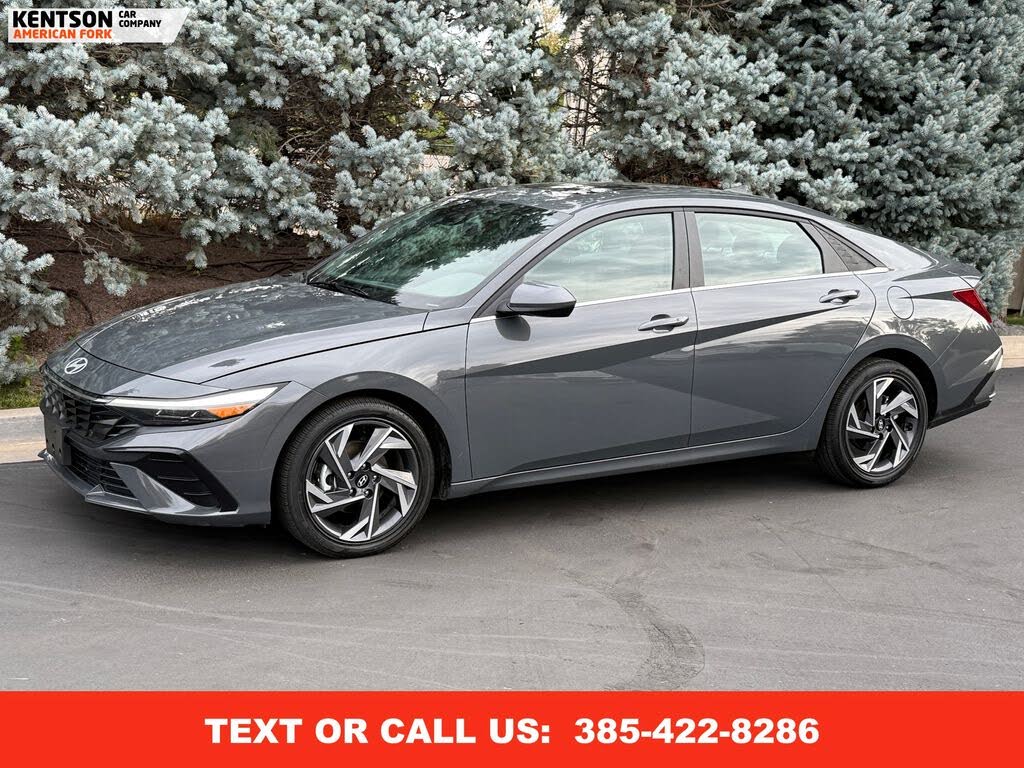 2025 Hyundai Elantra SEL Convenience FWD