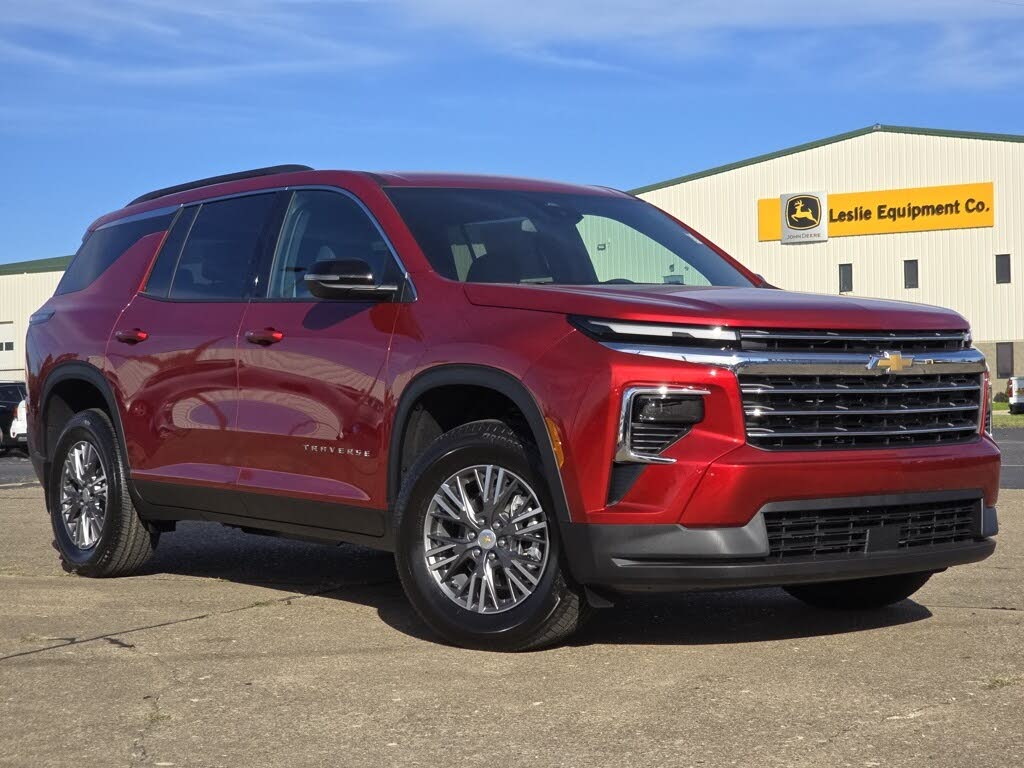 2026 Chevrolet Traverse LT FWD