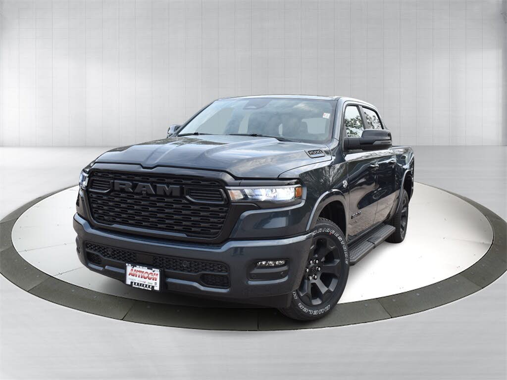 2026 RAM 1500 Big Horn Crew Cab 4WD