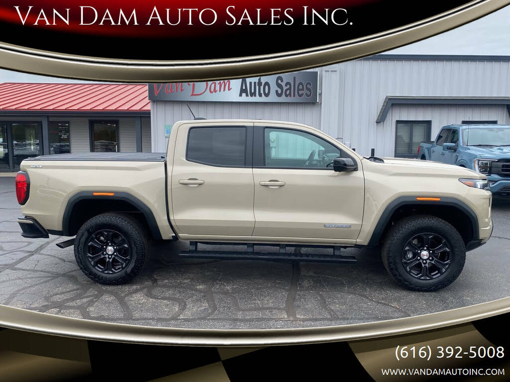 2024 GMC Canyon Elevation Crew Cab 4WD