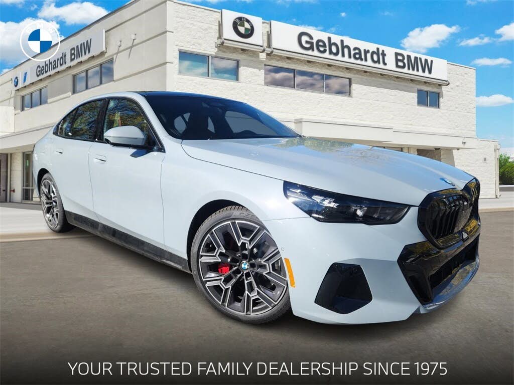 2026 BMW 5 Series 550e xDrive